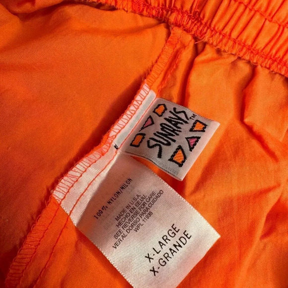 Vintage Women's Orange Nylon Sunrays Athletic Shorts Size XL - Picture 3 of 3
